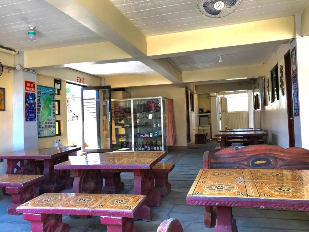 Bridgeview Hotel Laoag Eksteriør billede